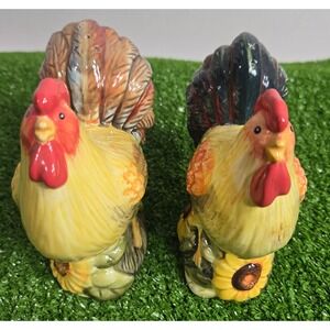 SW CB Ceramic Rooster Salt & Pepper Shakers Farmhouse Country Table Decor VTG